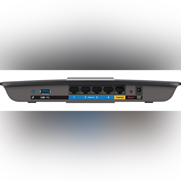 Linksys AC1600 Wi-Fi Wireless Dual-Band+Gigabit & USB Ports Smart App (EA6400) - Picture 2 of 8